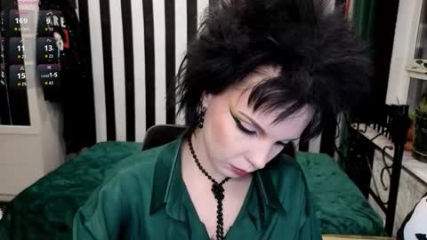 Nancy online show from December 2, 2025, 4:51 am