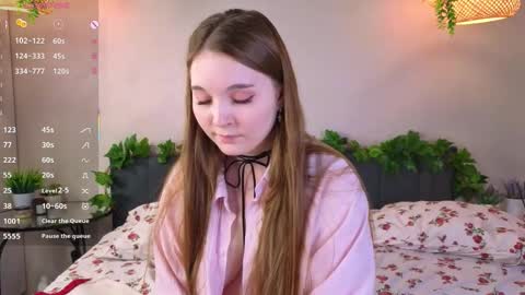 Luna online show from November 29, 2025, 5:10 am