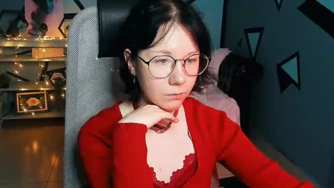 nancymartinez online show from October 1, 2025, 9:04 am