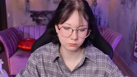 nancymartinez online show from October 17, 2025, 9:12 am