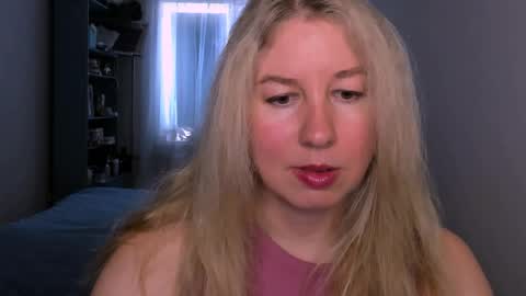 Snapshot of nancysanders chatting on May 22, 2026, 6:42 am Nancy online show from May 22, 2026, 6:42 am