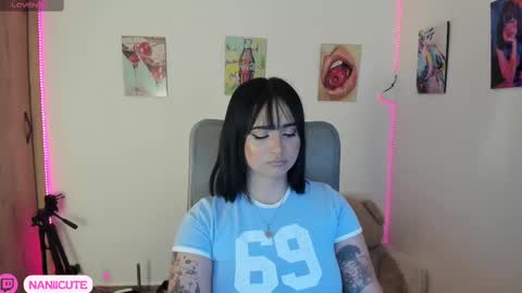 ELLA online show from February 19, 2025, 4:01 am