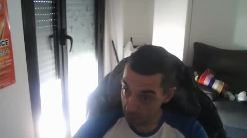 Snapshot of nano22salamanca chatting on January 31, 2025, 10:31 am nano22salamanca online show from January 31, 2025, 10:31 am