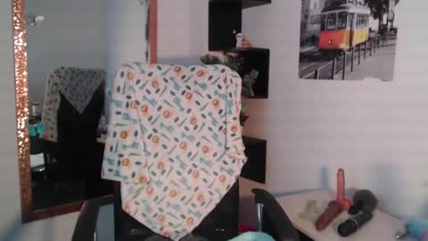 nany_pretty online show from January 7, 2025, 6:45 pm