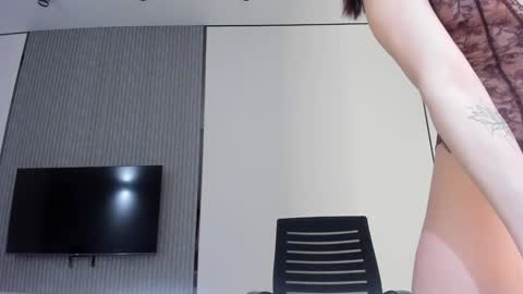 Naomi online show from December 30, 2024, 6:31 am