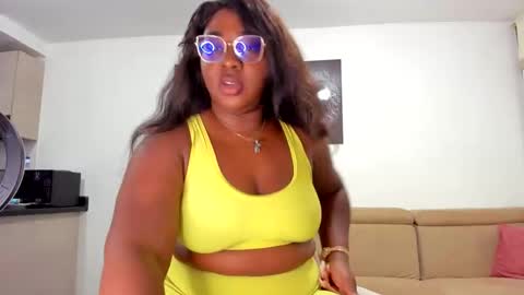 Nathalia King online show from February 24, 2025, 12:30 am
