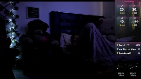 naomi_kobayashi online show from November 17, 2025, 4:24 pm