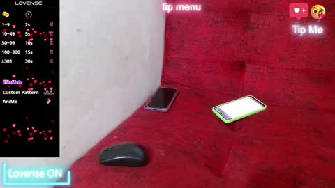 naomi_powel online show from January 18, 2026, 2:37 am