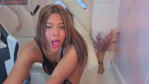 Snapshot of naomi_tp chatting on March 18, 2026, 12:30 pm Naomi online show from March 18, 2026, 12:30 pm