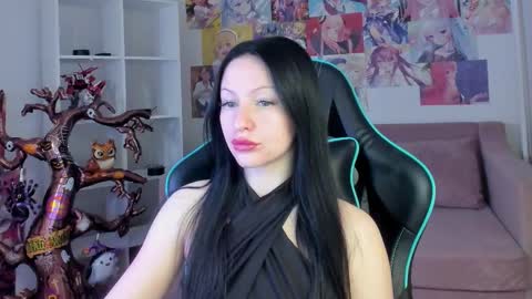 Naomi online show from November 8, 2025, 5:40 am