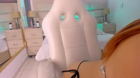 Naomi Frost online show from February 2, 2026, 1:10 pm