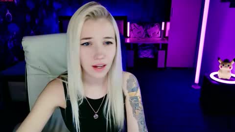 Snapshot of naomihita chatting on November 6, 2025, 3:02 pm naomihita online show from November 6, 2025, 3:02 pm