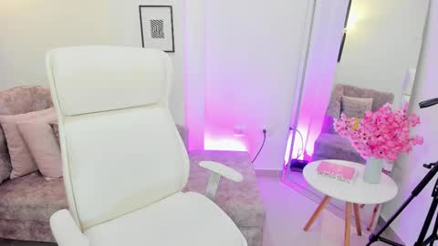 Naomi Campbell online show from November 5, 2025, 7:47 pm