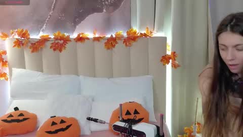 Snapshot of naomimur chatting on October 22, 2025, 4:46 am Naomi online show from October 22, 2025, 4:46 am