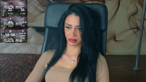 NaomiScarlett online show from November 18, 2025, 9:25 am