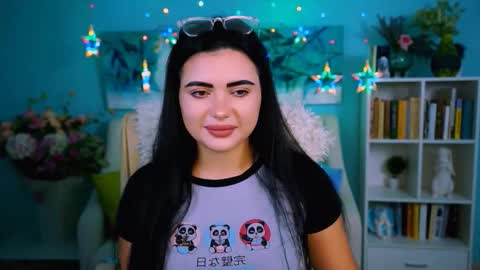 naomiwilsons online show from November 11, 2025, 1:55 pm