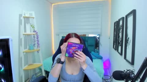 naomy online show from November 26, 2025, 2:01 am