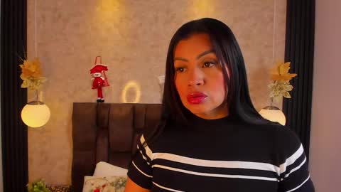 Snapshot of naomy_smithx chatting on December 4, 2025, 11:08 am Naomy Smith online show from December 4, 2025, 11:08 am