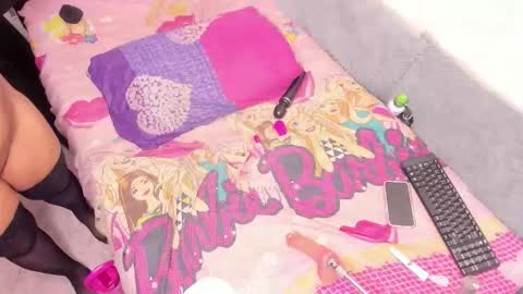 Naomyfoxx online show from December 21, 2025, 6:31 am