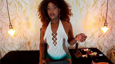 Snapshot of naomyy_cooper chatting on October 2, 2025, 8:49 pm Naomy online show from October 2, 2025, 8:49 pm
