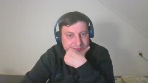 napalacz1920 online show from April 26, 2026, 11:35 pm