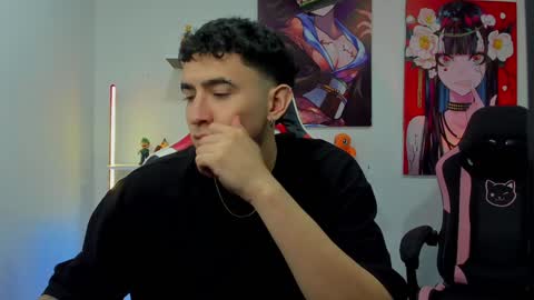 Snapshot of naranjo_seb chatting on December 4, 2024, 2:53 am sebastian online show from December 4, 2024, 2:53 am