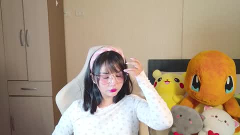 Naree online show from November 28, 2025, 1:14 pm