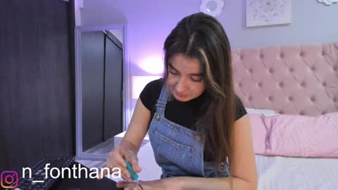 Nashly Fontana online show from December 9, 2024, 2:17 pm