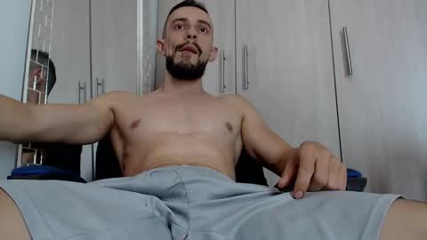 nassh_18 online show from March 19, 2026, 8:46 pm