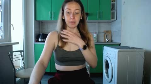 nastasiiaaforyou online show from April 15, 2026, 6:20 am