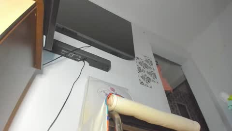 CATHERINE online show from October 26, 2025, 5:02 am