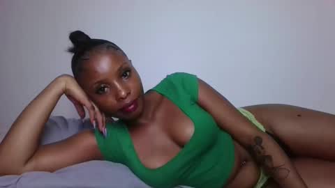 Snapshot of nastyivy1 chatting on April 18, 2026, 7:01 am nastyivy1 online show from April 18, 2026, 7:01 am