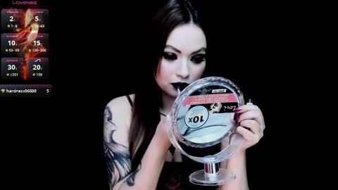 nastykatty_ online show from October 8, 2025, 10:07 pm