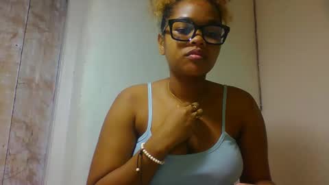 natachazz online show from March 30, 2026, 8:04 am