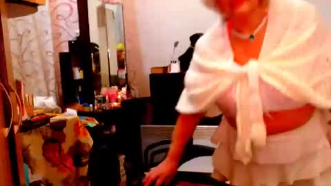 natali online show from February 13, 2025, 4:28 pm