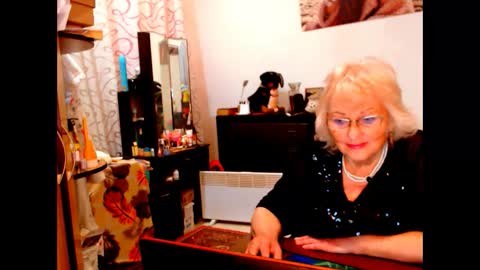 natali online show from February 18, 2025, 9:20 pm