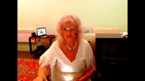 natali online show from September 29, 2025, 7:24 am