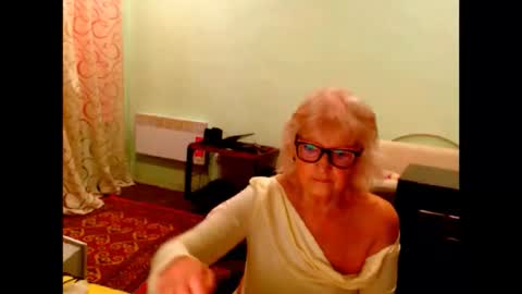 natali online show from April 1, 2026, 4:24 am