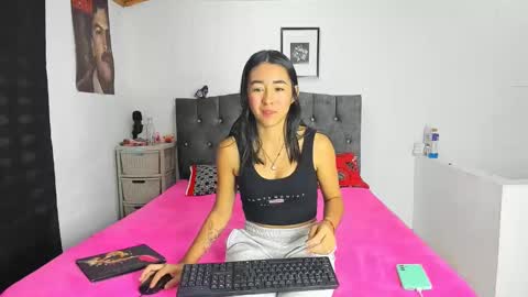 Snapshot of natalia54_ chatting on February 23, 2025, 2:18 am NATI online show from February 23, 2025, 2:18 am