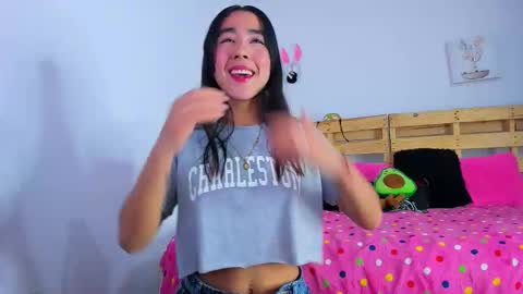 Snapshot of natalia54_ chatting on September 10, 2025, 11:27 pm NATI online show from September 10, 2025, 11:27 pm