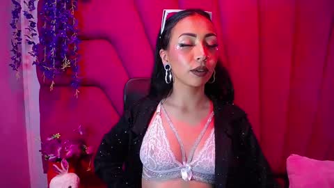 Snapshot of natalia_pinkk chatting on February 8, 2026, 3:21 am natalia pinkk online show from February 8, 2026, 3:21 am