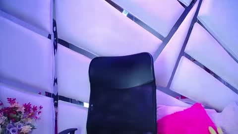 Snapshot of natalia_pinkk chatting on February 20, 2026, 6:26 am natalia pinkk online show from February 20, 2026, 6:26 am