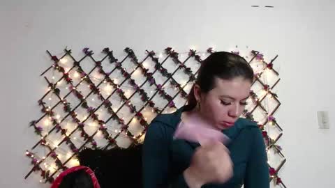 Snapshot of natalia_walker chatting on February 4, 2026, 2:01 pm Natalia Walker online show from February 4, 2026, 2:01 pm