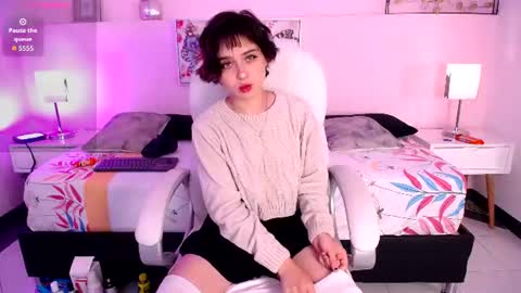 Natalia online show from June 25, 2026, 3:06 am