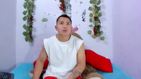 Snapshot of nataliaandjulliam chatting on February 27, 2026, 7:08 am nataliaandjulliam online show from February 27, 2026, 7:08 am