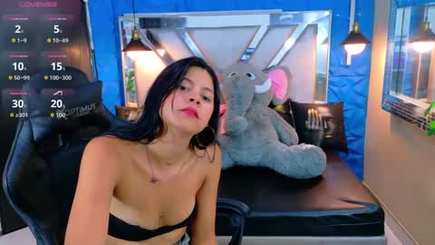 nataliatompsonx1 online show from September 11, 2025, 8:42 pm