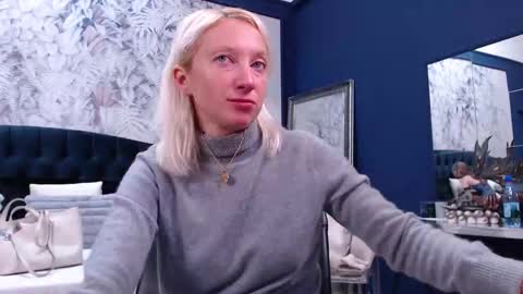 Natalie online show from November 26, 2025, 9:43 am