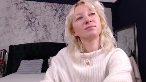 Natalie online show from December 21, 2025, 6:09 am