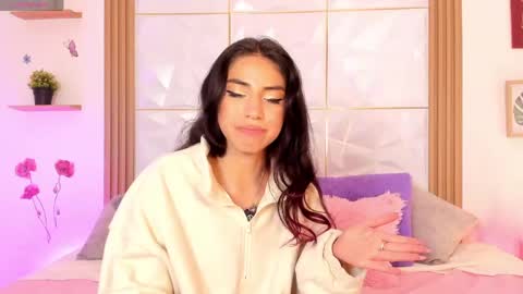 Snapshot of natalie_jaensen chatting on April 21, 2026, 1:42 am online show from April 21, 2026, 1:42 am