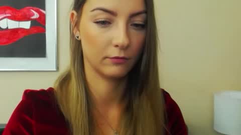 Snapshot of natalie_live chatting on November 21, 2025, 7:18 am NatalieSexy online show from November 21, 2025, 7:18 am